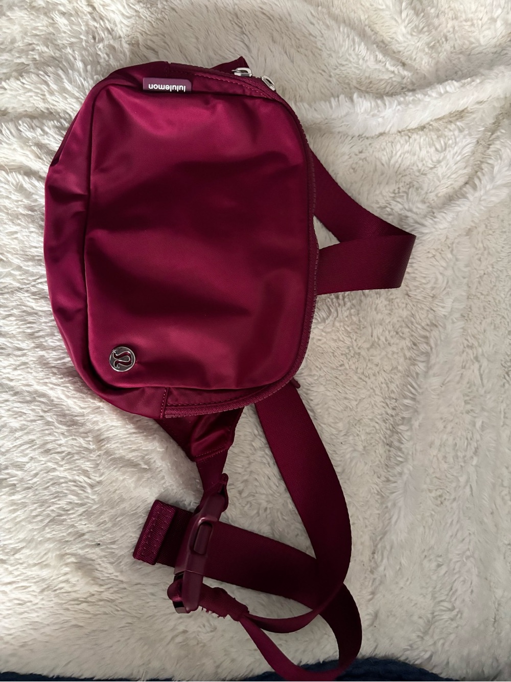 lululemon athletica Berry Crossbody/ Waist Bag